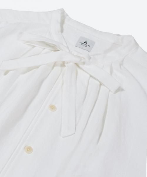 bowtie collar tuck shirt ( ashuhari )<img class='new_mark_img2' src='https://img.shop-pro.jp/img/new/icons7.gif' style='border:none;display:inline;margin:0px;padding:0px;width:auto;' />