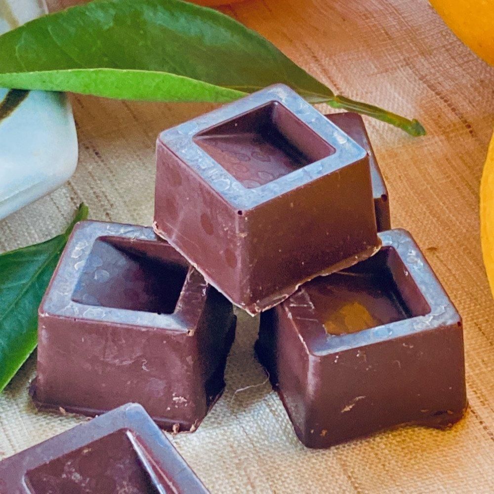 白砂糖不使用 オーガニックチョコ100 使用ミニチョコ 綾オレンジ 4個入り イタリアン自然食品の店 クッチーナ リナルド 白砂糖不使用 オーガニックチョコ100 使用ミニチョコ 綾オレンジ 4個入り イタリアン自然食品の店 クッチーナ リナルド