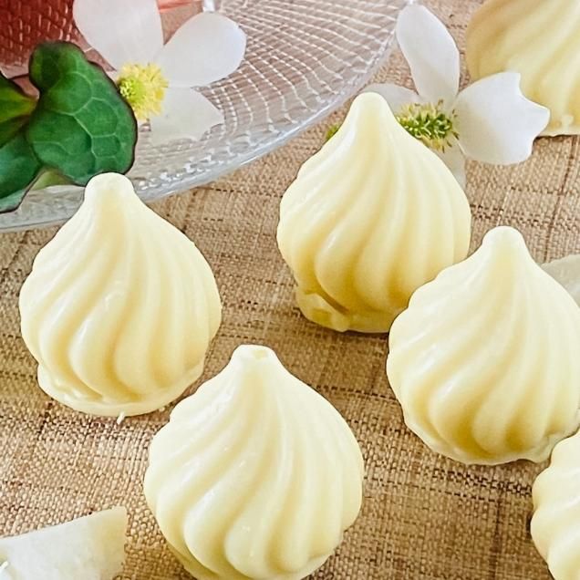 オーガニックホワイトチョコ100%使用ミニチョコ<手作りフレッシュチーズ>(4個入り)