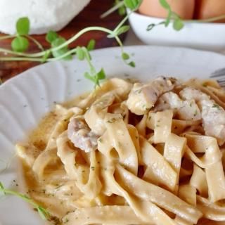 湯煎で2分♪ 手作り無添加パスタ<綾豚カルボナーラ>