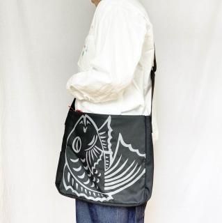 ショルダーバッグ - 山口県萩市で100年以上の歴史 大漁旗で作る