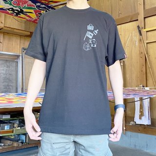 <img class='new_mark_img1' src='https://img.shop-pro.jp/img/new/icons1.gif' style='border:none;display:inline;margin:0px;padding:0px;width:auto;' />ポケットTシャツブラック