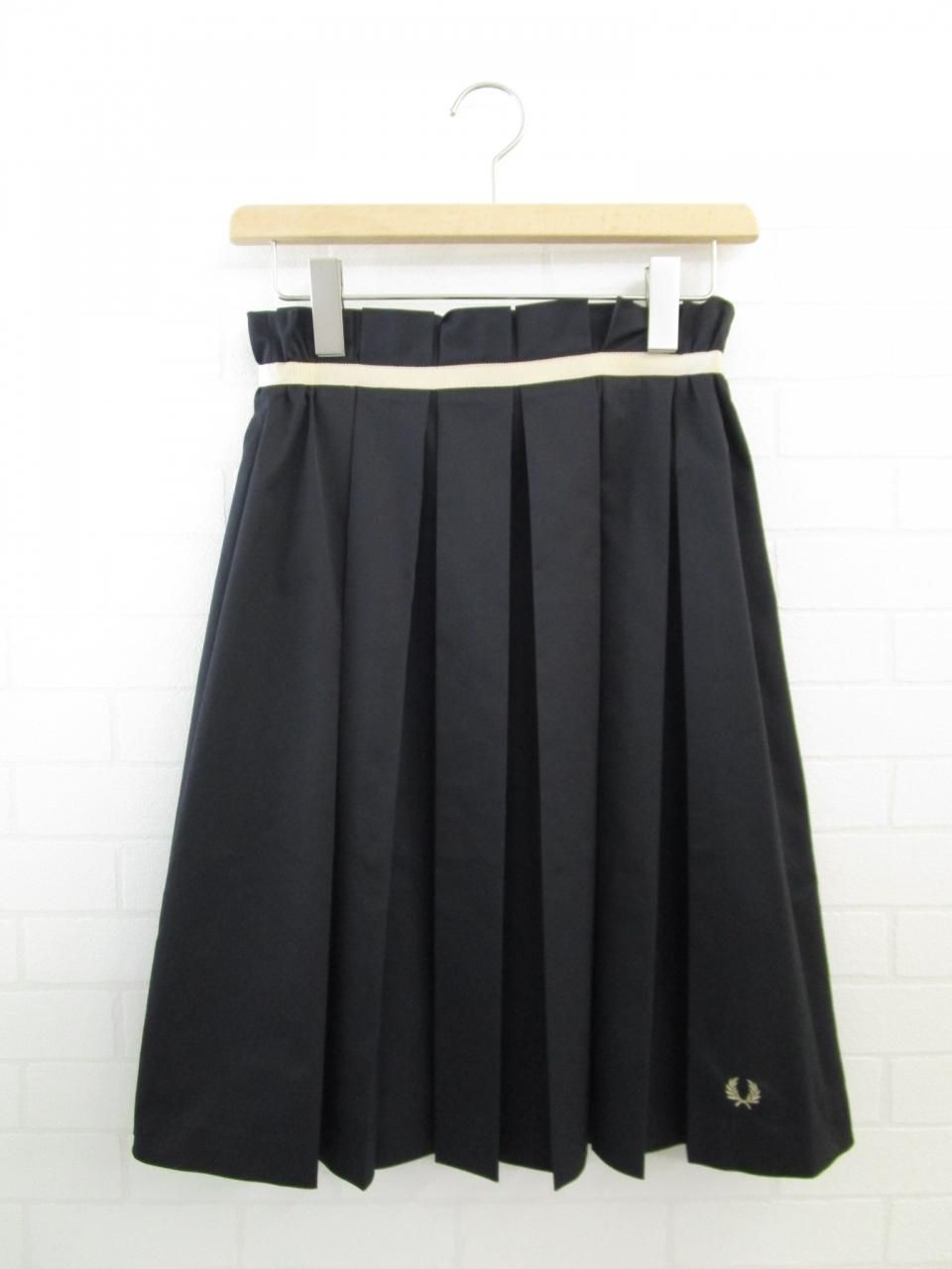 FRED PERRYスカート Taped Track Skirt(8 102：BLACK): | FRED PERRY JAPAN