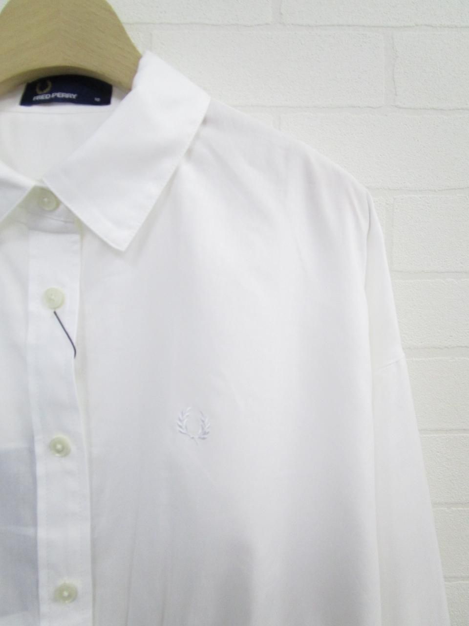FRED PERRY - バックプリーツシャツ - Sheth Online Store FRED PERRY - バックプリーツシャツ - Sheth Online Store