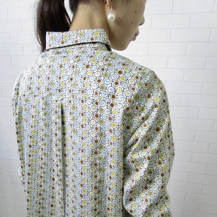 Parkes - リバティ柄 チビ襟ブラウス - Sheth Online Store Parkes - リバティ柄 チビ襟ブラウス - Sheth Online Store