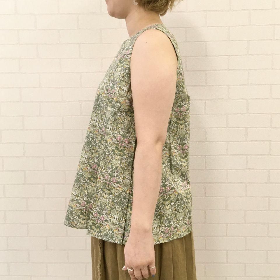 Parkes 脇タックのaラインノースリーブブラウス リバティコレクション Sheth Online Store シスオンラインストア