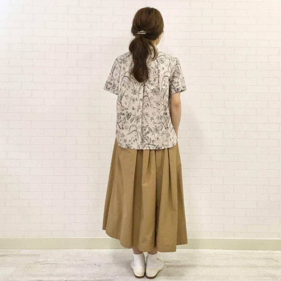 J.sloane - 80ローン モノトーンのボタニカル柄の半袖シャツ J.sloane - 80ローン モノトーンのボタニカル柄の半袖シャツ