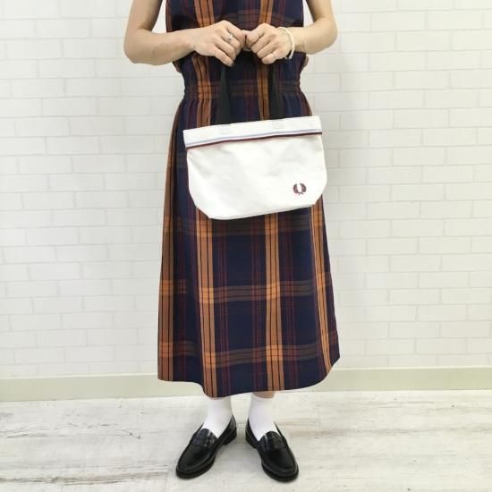 FRED PERRY - TWIN TIPPED SMALL TOTE BAGF25000