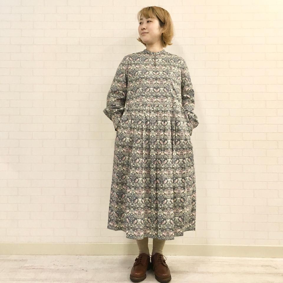 J.sloane - スキッパーバンドカラーウエスト切替ワンピース（リバティ