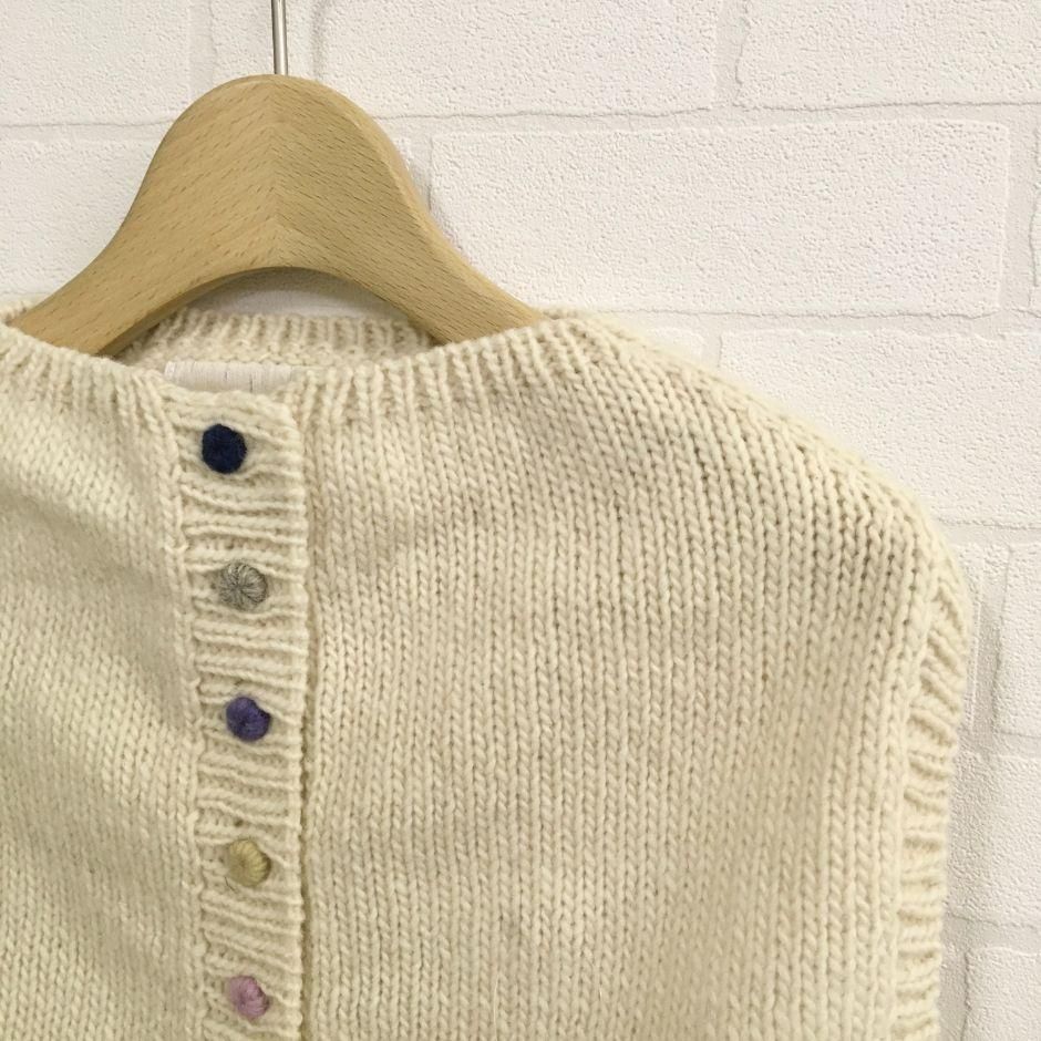 estelle - カラフル毛糸ボタンのベスト - Sheth Online Store