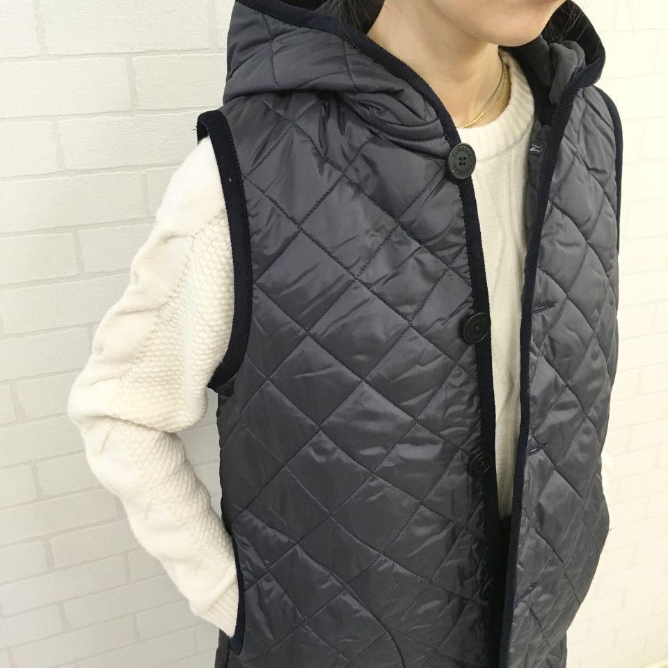 LAVENHAM - フード付キルティングロングベスト（LONG HOODED GILET