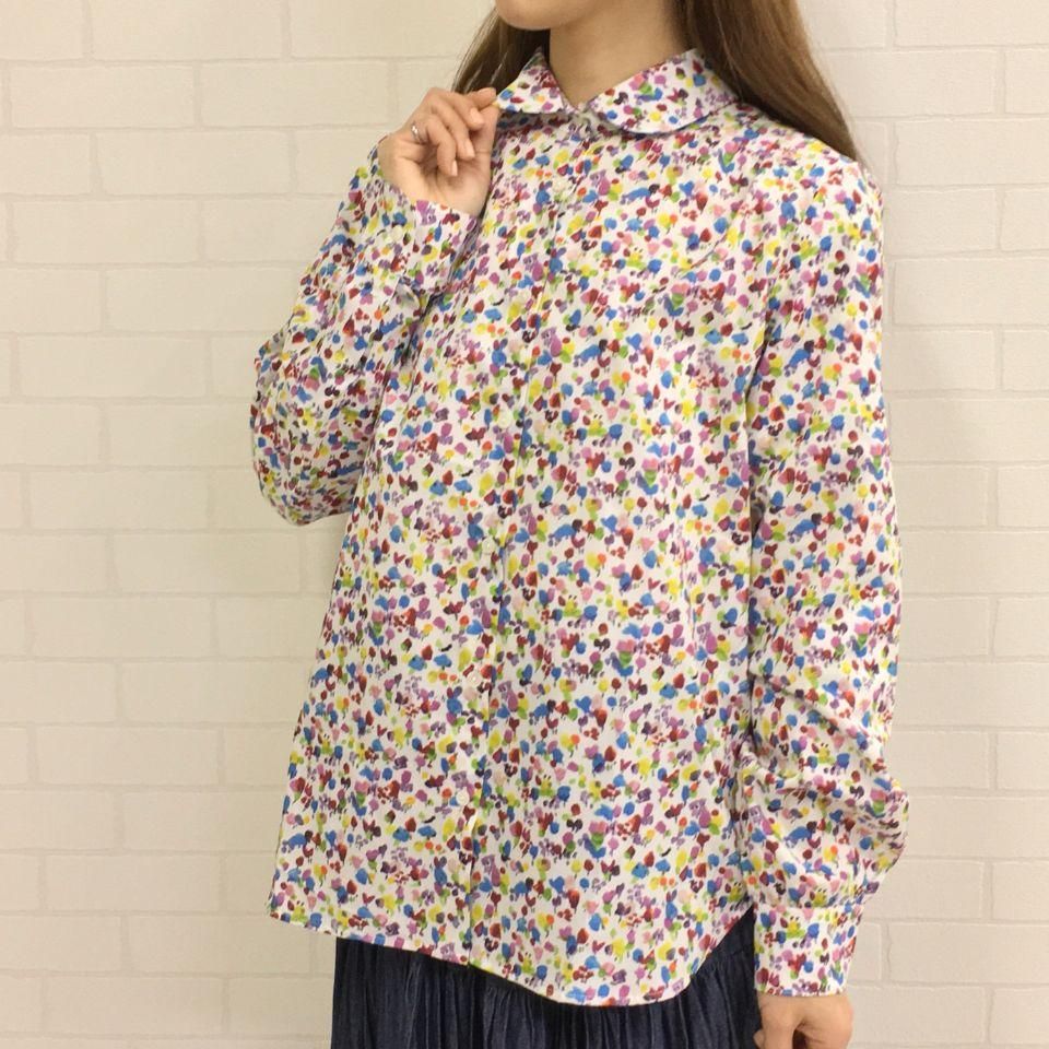 Parkes パークス 丸衿ヨークギャザー リバティブラウス