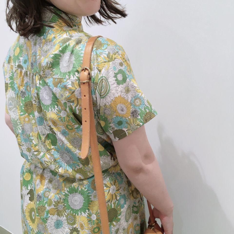 Parkes - チビ衿シャツワンピース半袖(リバティコレクション Parkes - チビ衿シャツワンピース半袖(リバティコレクション