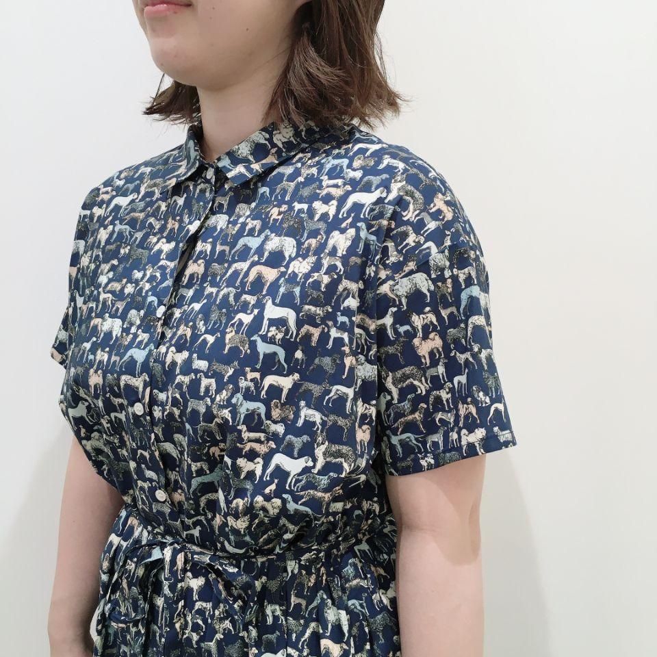 Parkes - チビ衿シャツワンピース半袖(リバティコレクション Parkes - チビ衿シャツワンピース半袖(リバティコレクション
