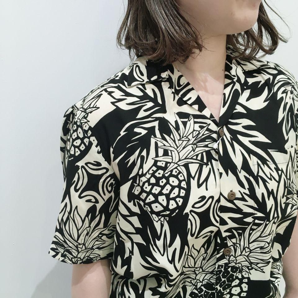 ハワイ直輸入TwoPalmsアロハシャツ[パイナップルマップブラック] 新品L TWO PALMS - Hawaiian Shirt / Rayon WILD PINEAPPLE （正規取扱