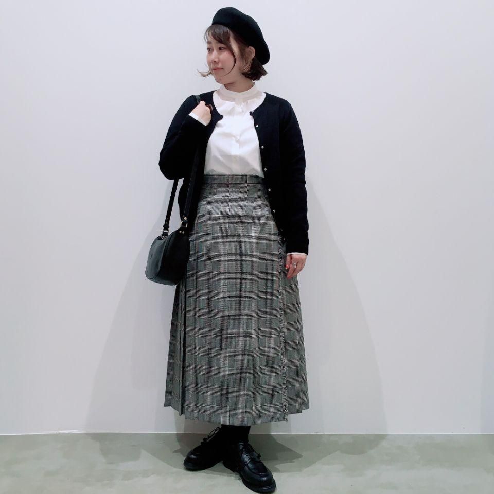 O'neil of Dublin - 両脇ベルト 後プリーツスカート（CH83cm丈）正規