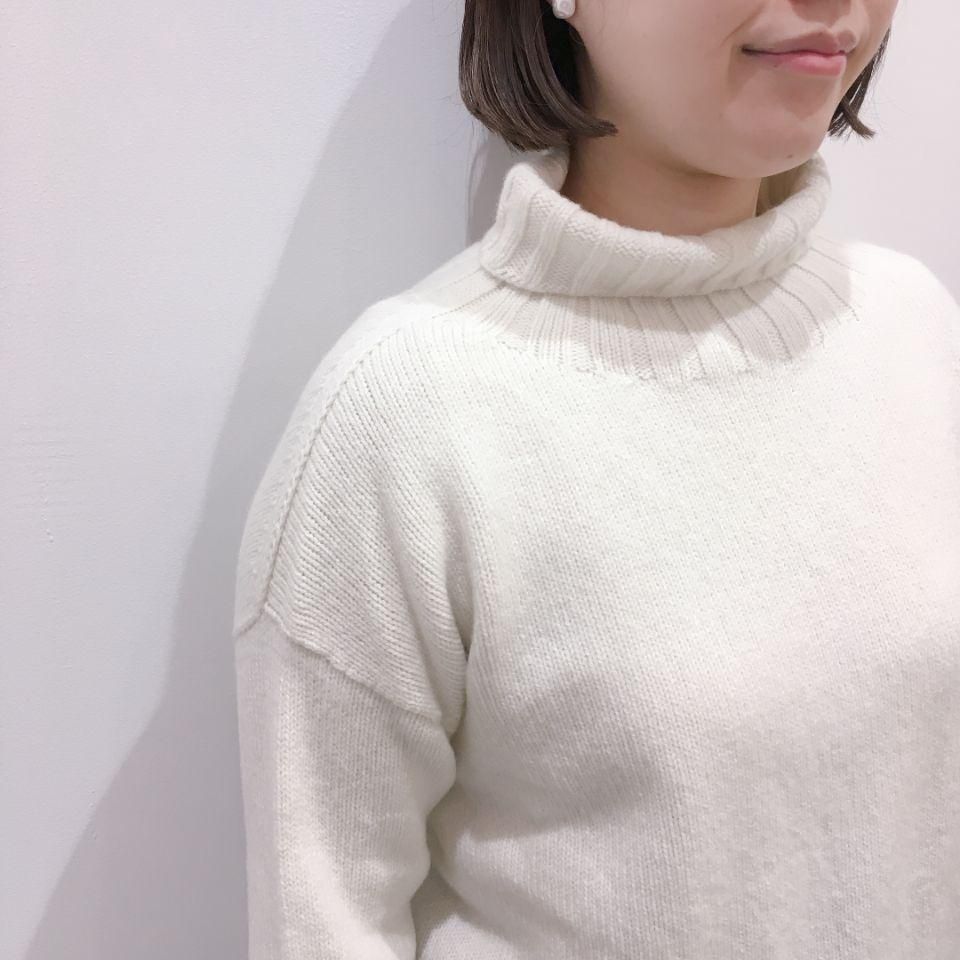 Aparaya - ラムズウールハイネックニット - Sheth Online Store - シス