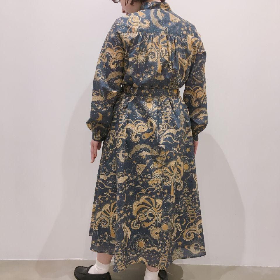 SARAHWEAR - リバティプリント ヘンリーネックマオカラーのワンピース