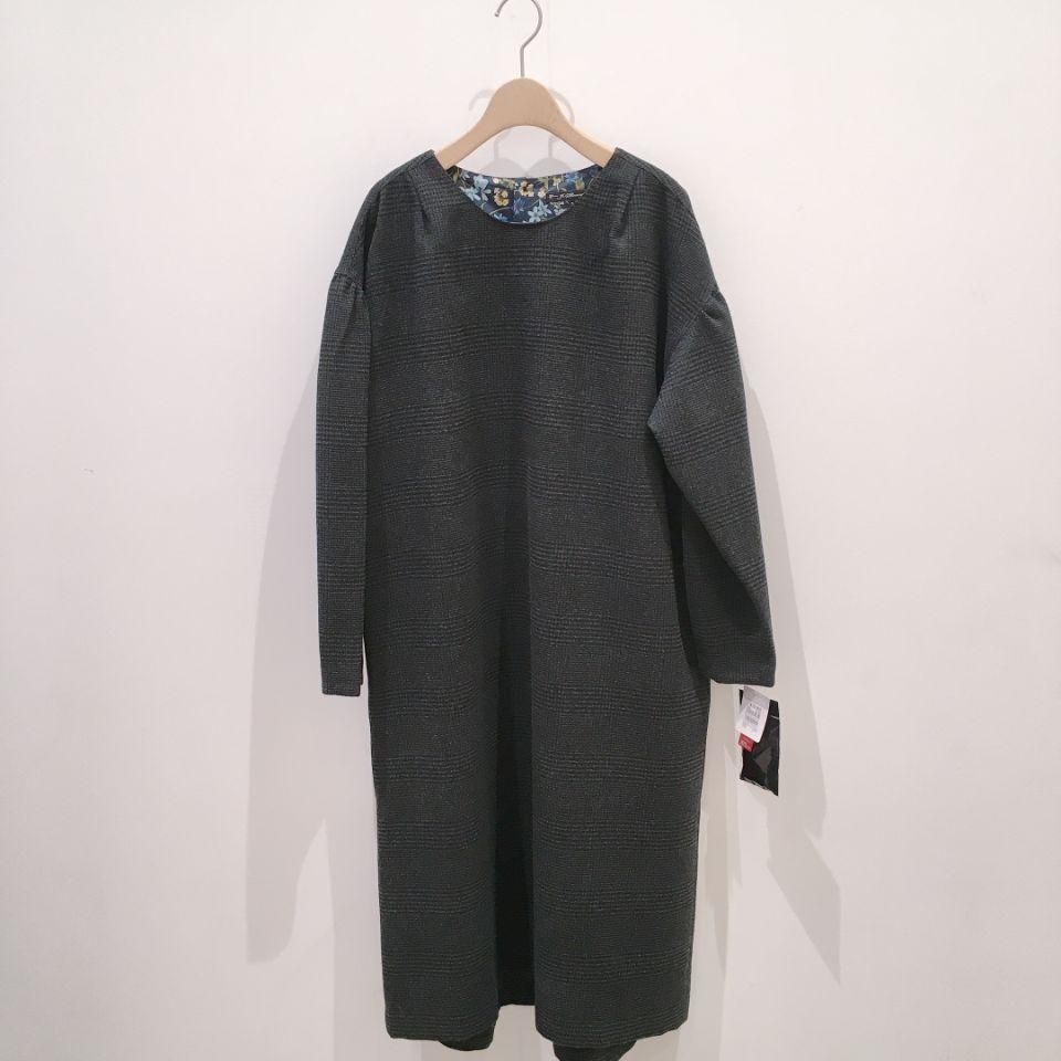 j.sloane／リバティ切り替え❁︎日本製 ノーカラーワンピース 前開き J.Sloane - ノーカラーウエスト切替ワンピース（リバティ