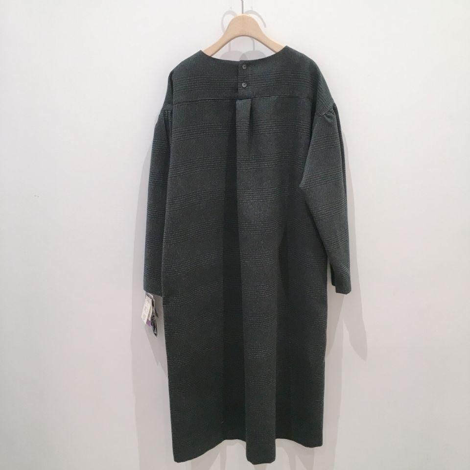 j.sloane／リバティ切り替え❁︎日本製 ノーカラーワンピース 前開き J.sloane - 背中あきノーカラー切替ワンピース（リバティ