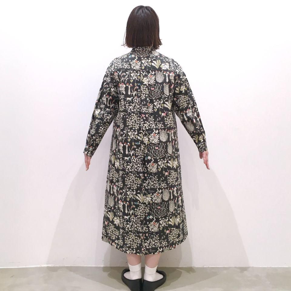 Parkes リバティ　お花柄　ロング　シャツ　ワンピース Parkes リバティ お花柄 ロング シャツ ワンピース Parkes