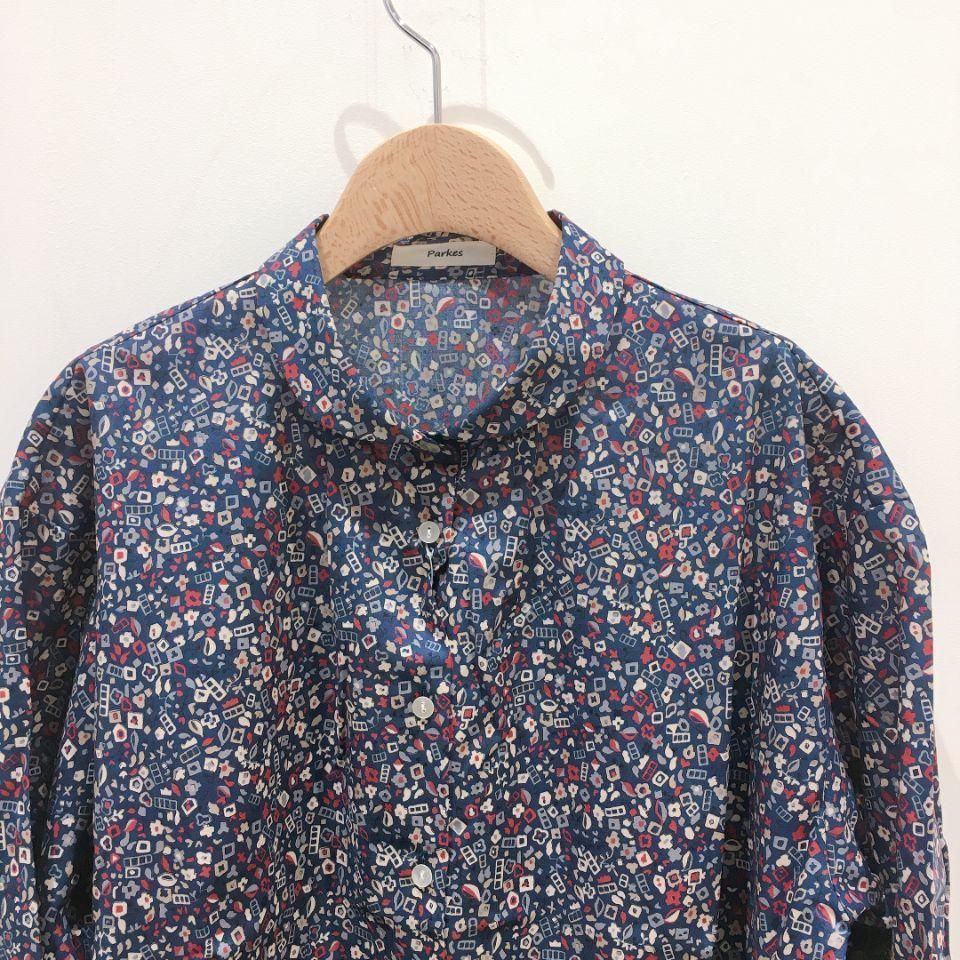 パークス　シャツ　ブラウス　風景柄　丸襟　60sローン　日本製 Parkes - 60ローン/絵画柄の丸衿シャツ - Sheth Online Store