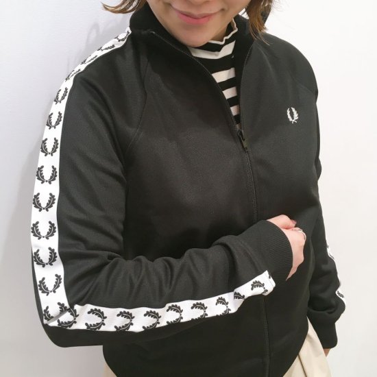 FRED PERRY - TAPED TRACK JACKET（J2120）正規取扱商品