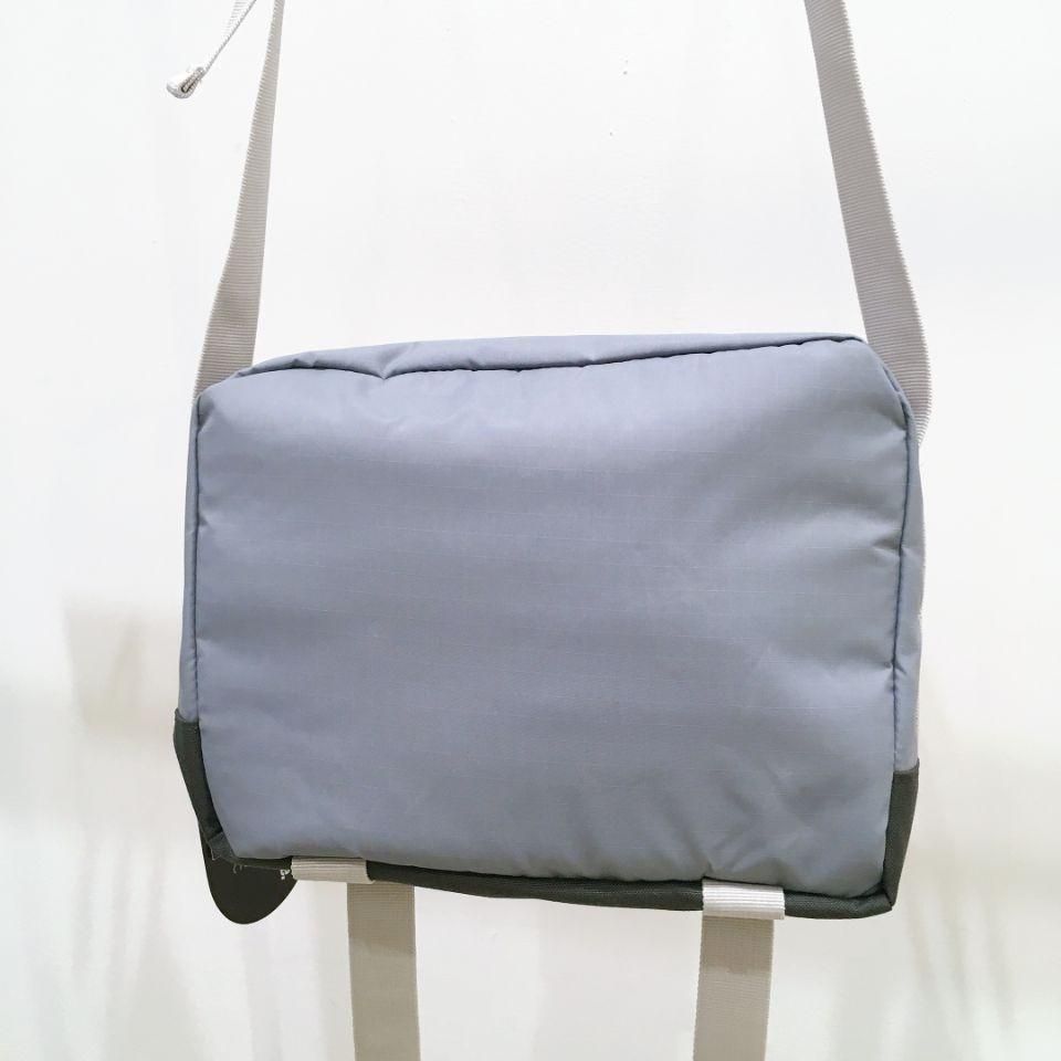 THE NORTH FACE◆ショルダーバッグ/-/GRY/無地/nn7102n s-l400.jpg