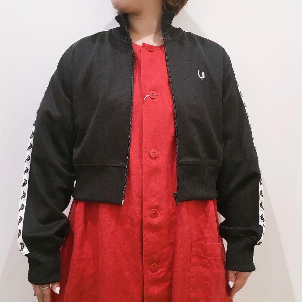 FRED PERRY - CROPPED TAPED TRACK JACKET（J1100)正規取扱商品