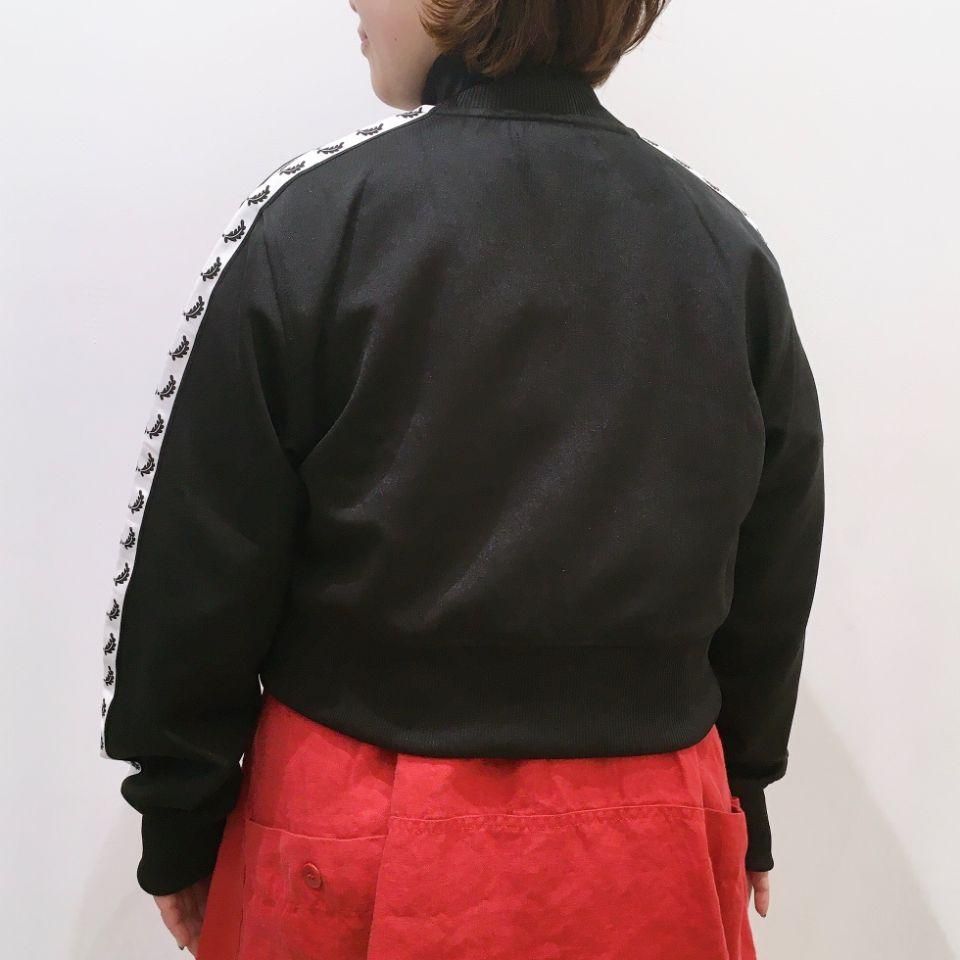 美品　FRED PERRY Cropped Taped Track Jacket Cropped Taped Track Jacket - Black | Men's Track Jackets