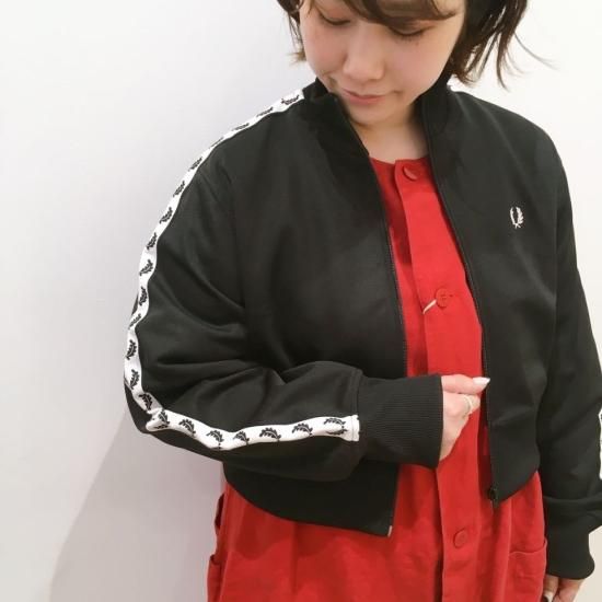 FRED PERRY - CROPPED TAPED TRACK JACKETJ1100)谷