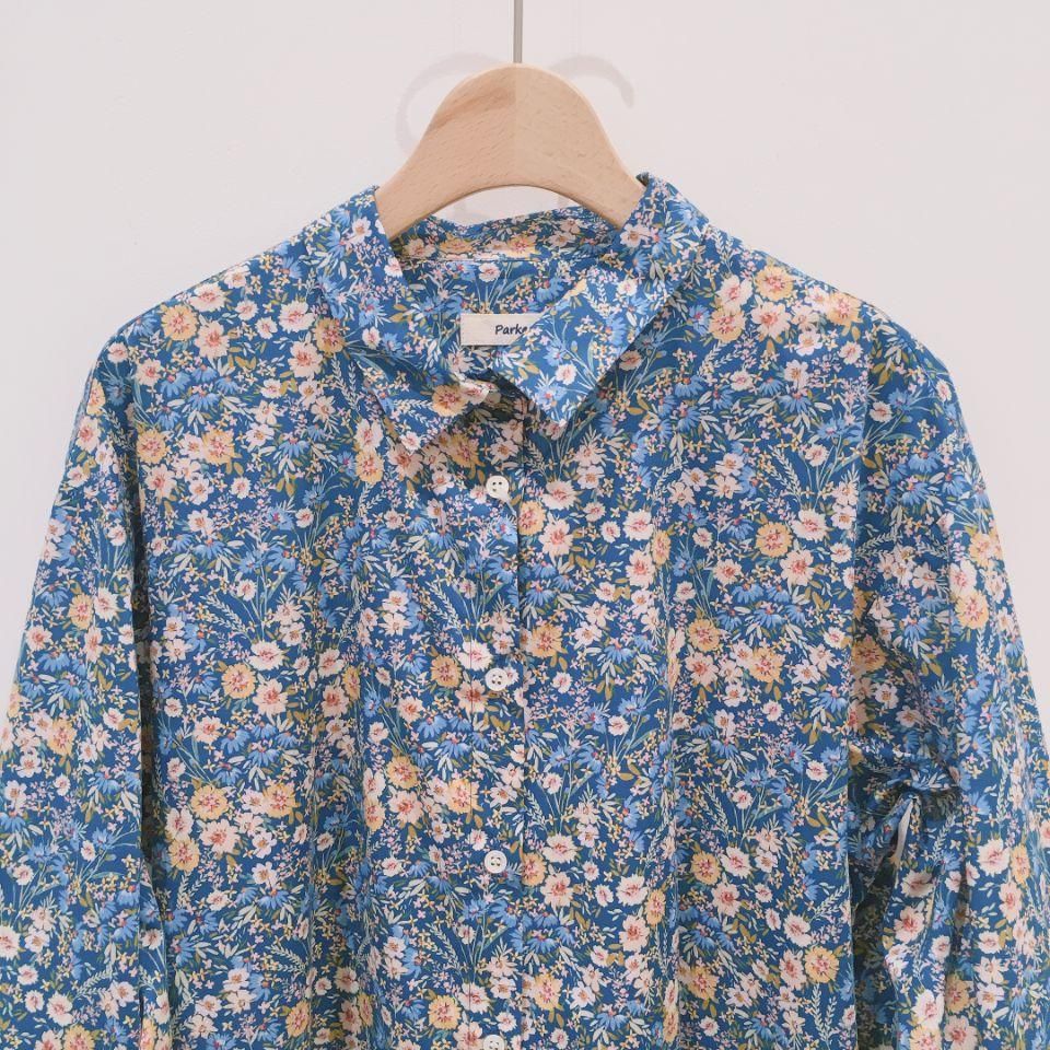 【美品】クレスピ　リバティシャツワンピース リバティプリント タックデザインシャツワンピース｜くらしと生協