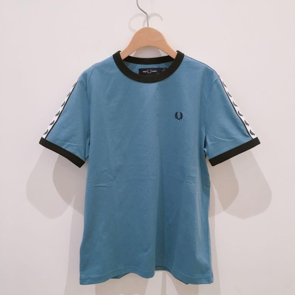 フレッドペリー　FRED PERRY TAPED SLEEVE T-SHIRT Taped Long Sleeve T-Shirt - Snow White | Men's T-Shirts