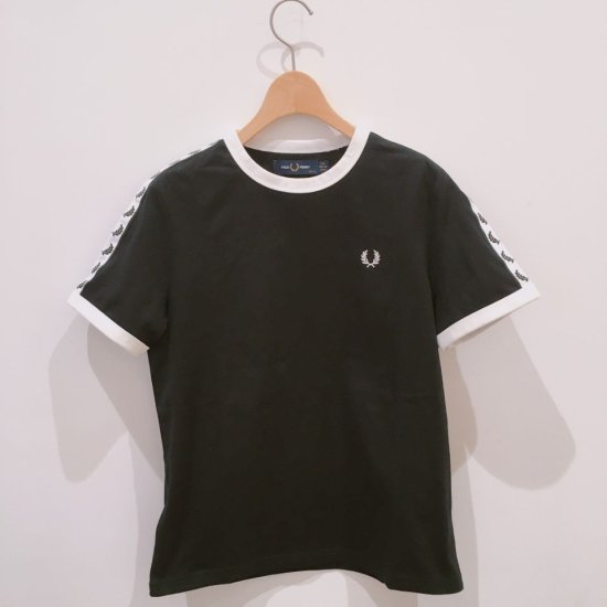 FRED PERRY - Taped Ringer T-Shirt（G6347）正規取扱商品