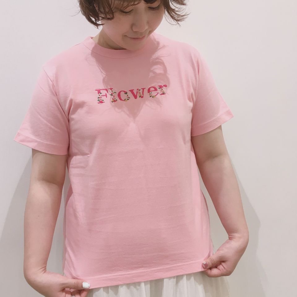 CHILD WOMAN - 40/2天竺 Pineapple/Flower 刺繍Ｔシャツ（0101CT022221