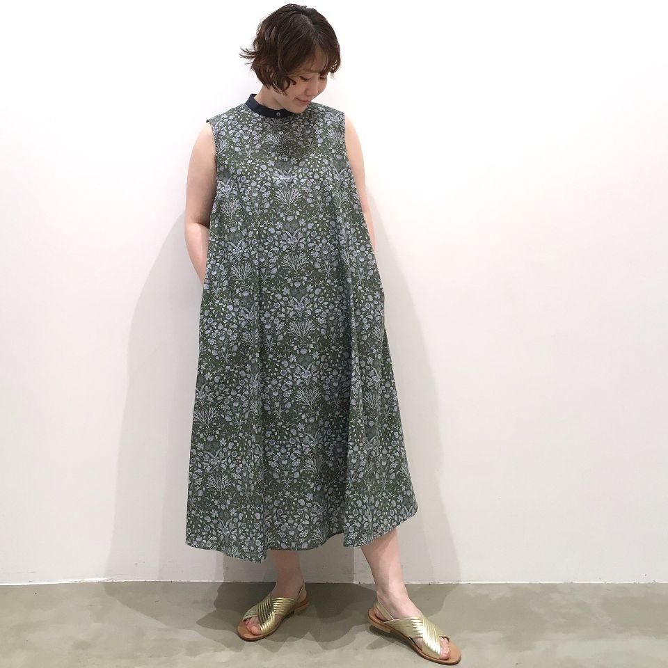 (美品)J.sloaneリバティーワンピース J.sloane リバティ ワンピース