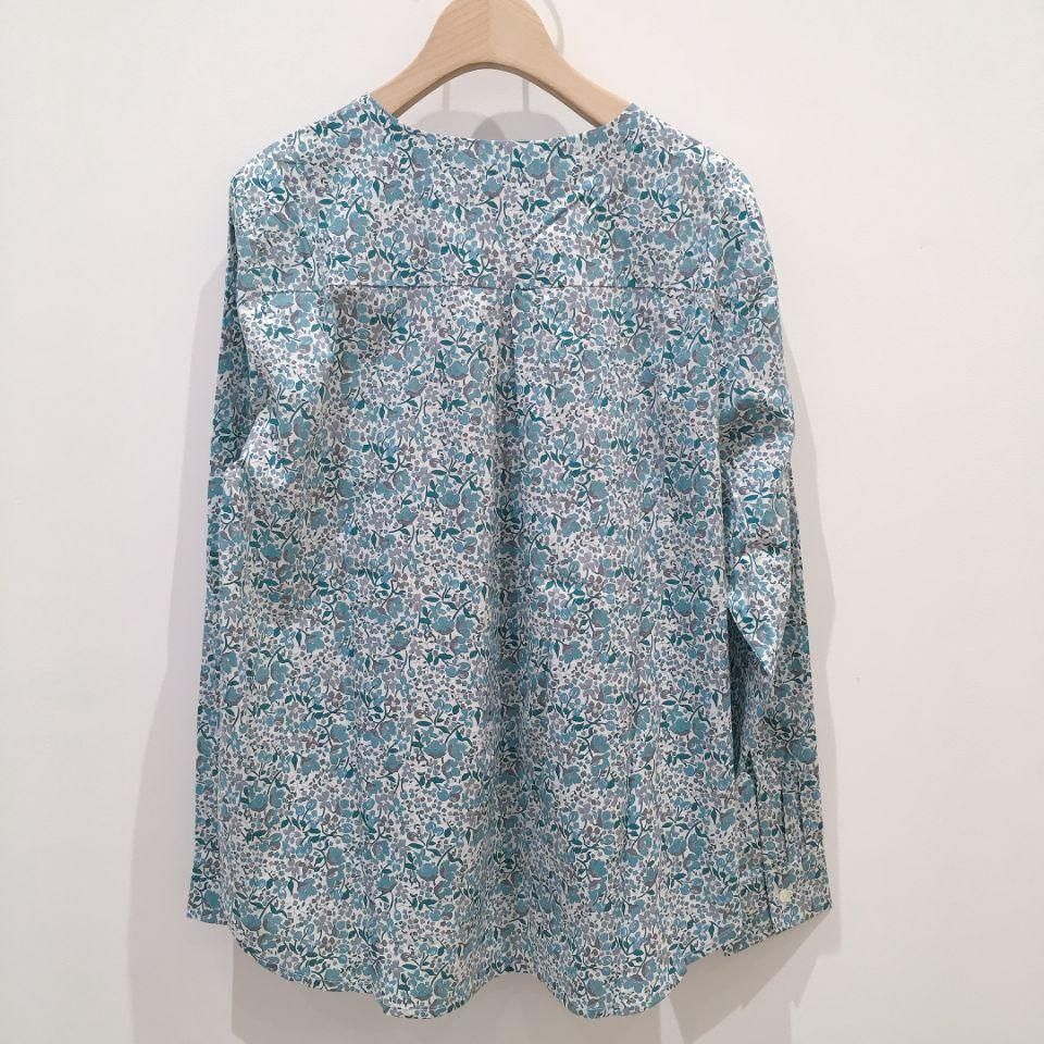 a1335＊ Le Beau elegant リバティ柄 タック ブラウス AMBIDEX Store ○【WEB別注】リバティ小花柄 開襟フレンチ