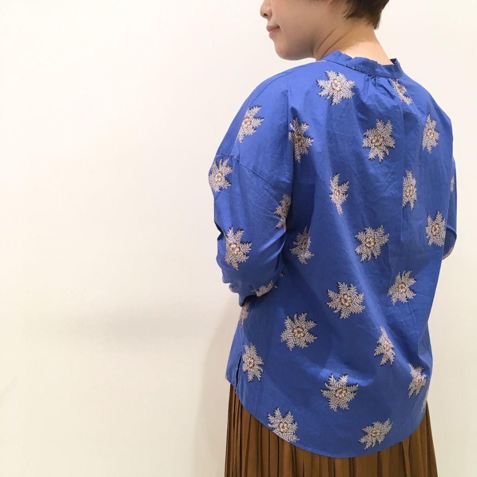 NOMBRE IMPAIR - リバティフラワープリント スキッパーブラウス