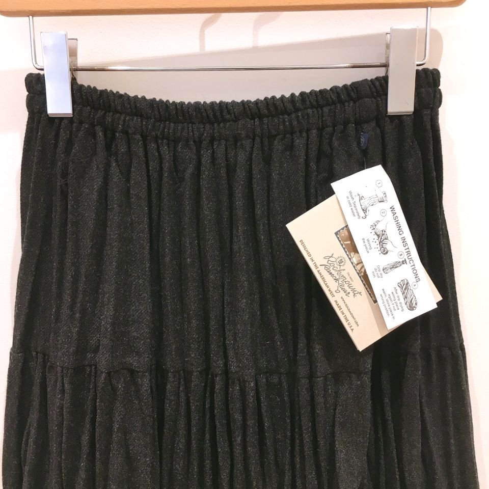 Rockmount - Wool Flannel Solid 3段ティアードスカート（正規取扱商品） - Sheth Online Store -  シスオンラインストア