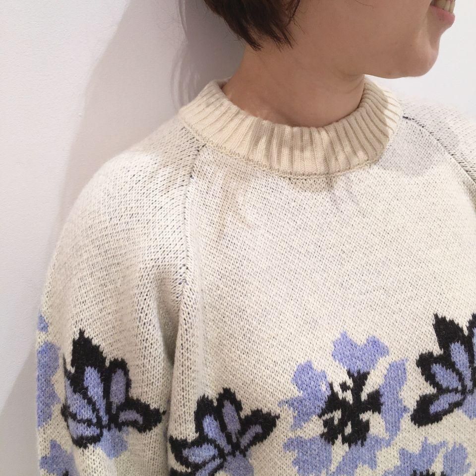 【新品未使用】nombre impair ニット NOMBRE IMPAIR - フラワーJQ ハイネックニット - Sheth Online Store
