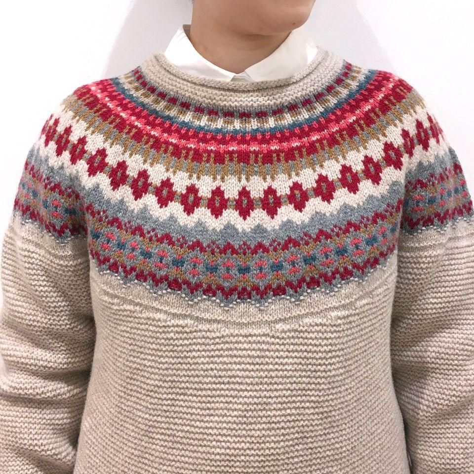 ERIBE - フェアアイル柄のクルーネックセーター(Stoneybrek Sweater