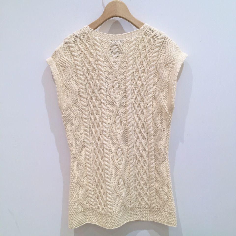 ARAN WOOLLEN MILLS - スーパーソフトメリノウールベスト(正規 ARAN WOOLLEN MILLS - スーパーソフトメリノウールベスト(正規