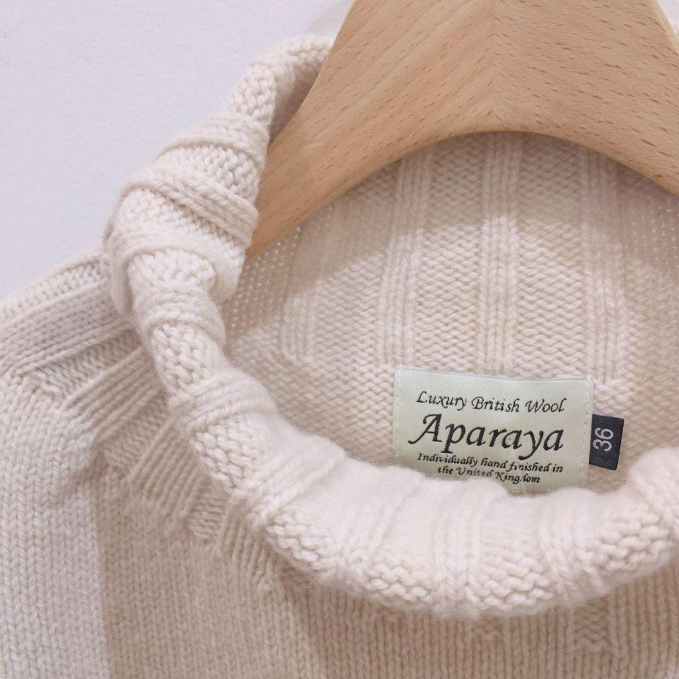 Aparaya - ラムズウール ハイネックセーター - Sheth Online