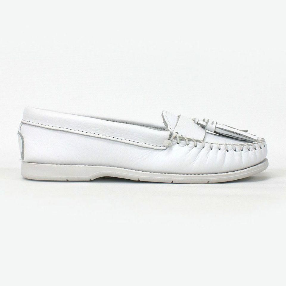 MINNETONKA - TASSEL BOAT MOC WHITE (204TJ)（正規取扱品
