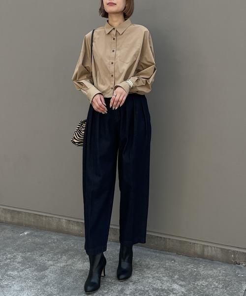 Audrey and John Wad - シームギャザーショートシャツ （L1104