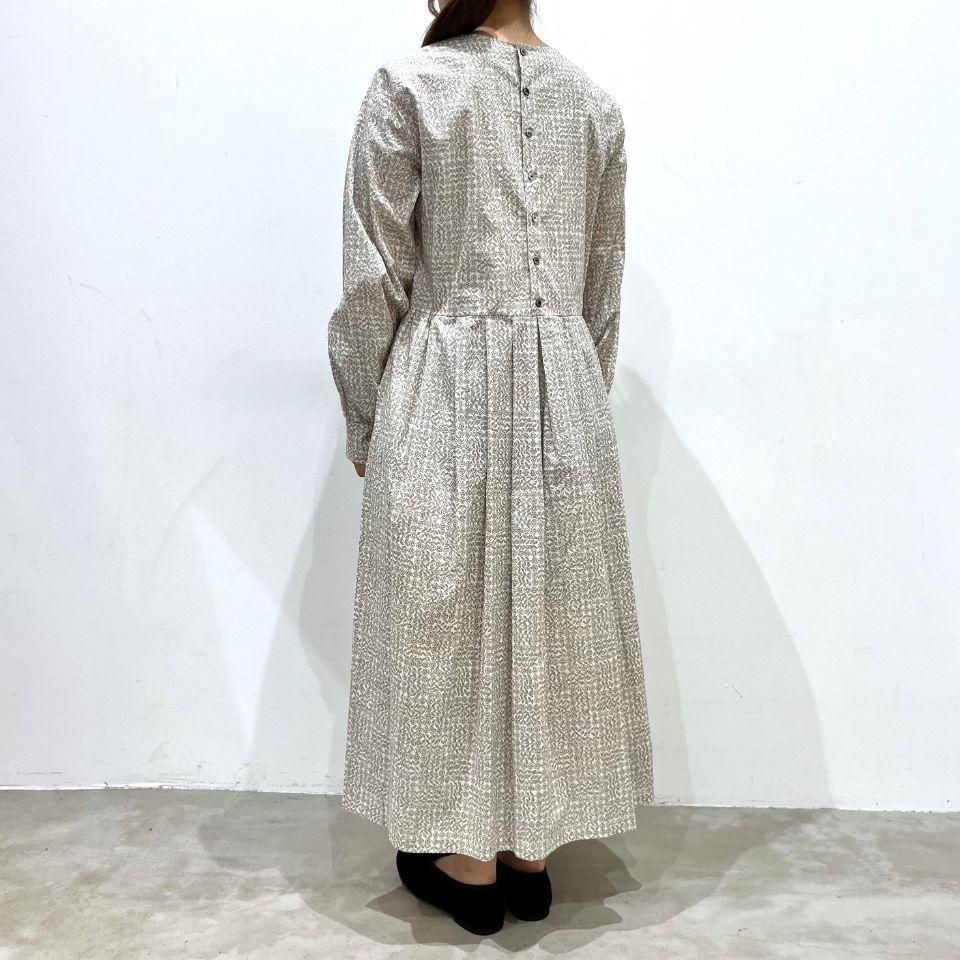 J.Sloane - ノーカラーウエスト切替ワンピース（リバティコレクション