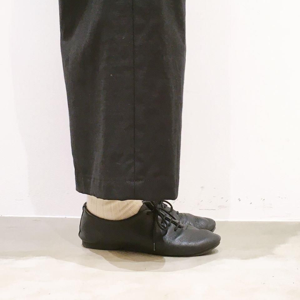 Le minor - ムラ糸バックサテンストレッチのマリンパンツ