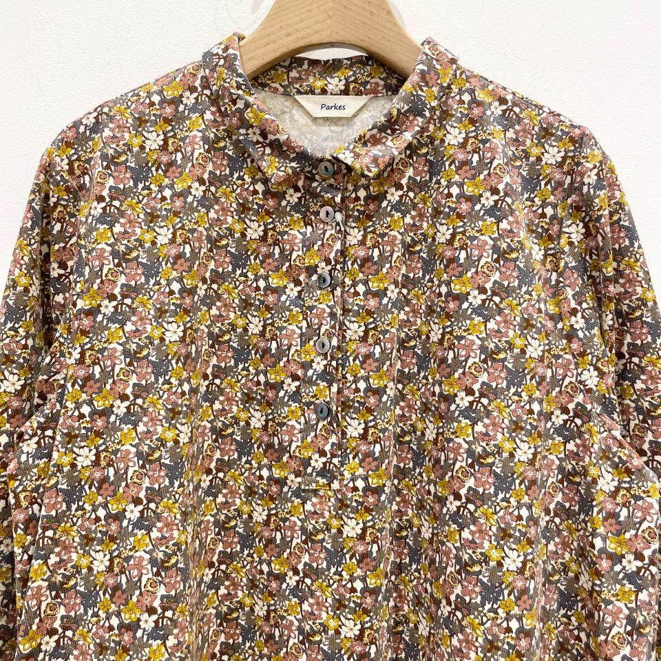 Parkes - 細コーデュロイ リバティプリントのワンピース(リバティコレクション)
