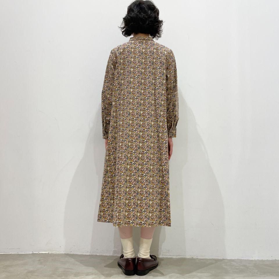 Parkes - 細コーデュロイ リバティプリントのワンピース(リバティコレクション)