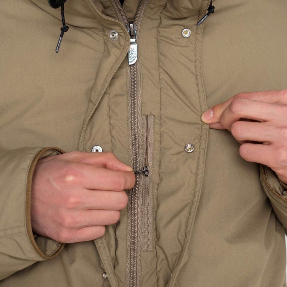 THE NORTH FACE PURPLE LABEL - 65/35 Mountain Short Down THE NORTH FACE PURPLE LABEL - 65/35 Mountain Short Down